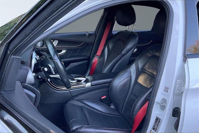 Photo of 2016 White Mercedes-Benz C-Class