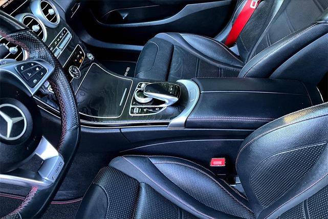 Photo of 2016 White Mercedes-Benz C-Class