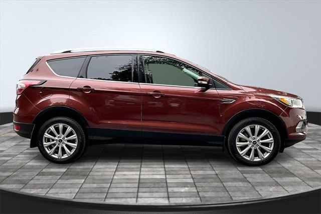Photo of 2018 Cinnamon Glaze Ford Escape