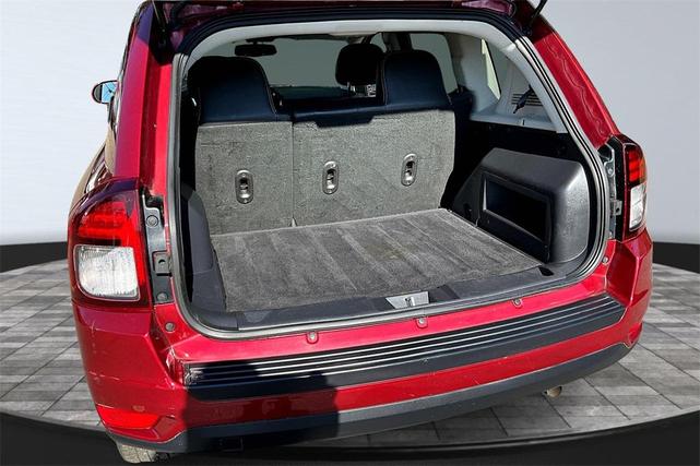 Photo of 2016 Deep Cherry Red Crystal Pearlcoat Jeep Compass