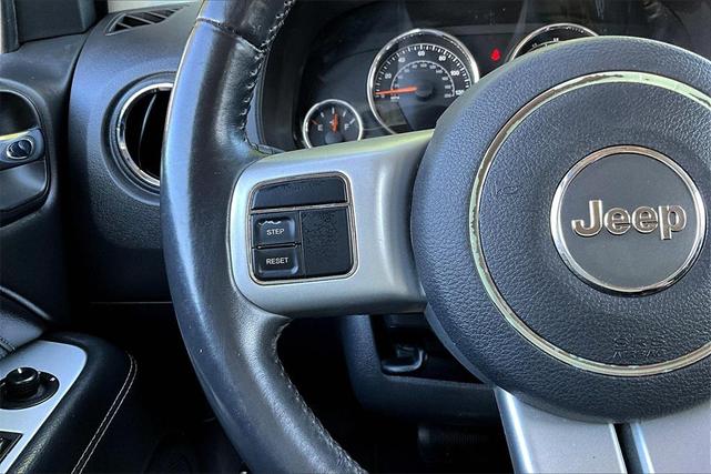 Photo of 2016 Deep Cherry Red Crystal Pearlcoat Jeep Compass
