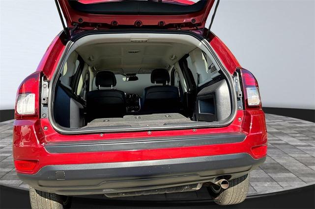 Photo of 2016 Deep Cherry Red Crystal Pearlcoat Jeep Compass