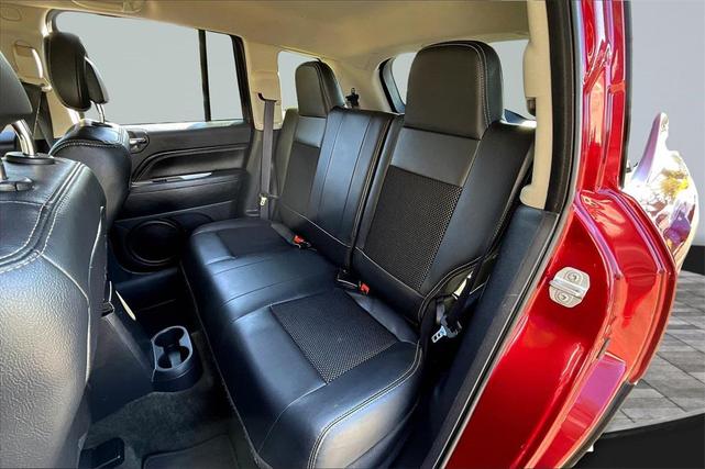 Photo of 2016 Deep Cherry Red Crystal Pearlcoat Jeep Compass