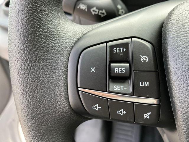 Photo of 2025 Oxford White Ford Transit-350