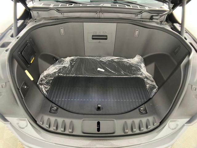 Photo of 2025 Carbonized Gray Metallic Ford F-150 Lightning