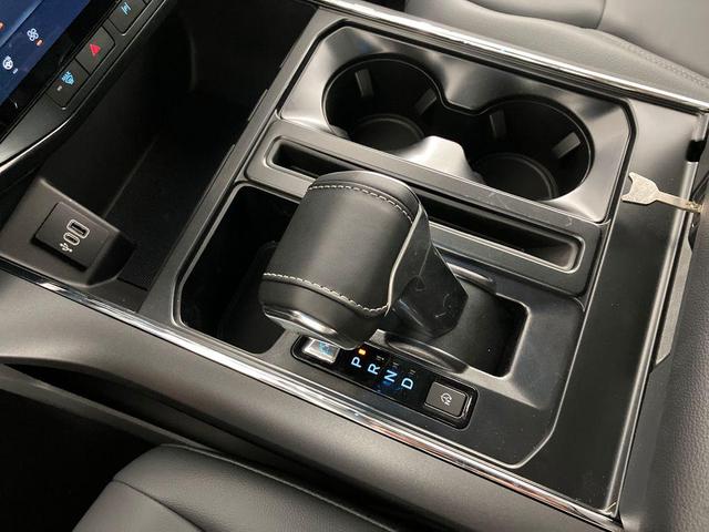 Photo of 2025 Carbonized Gray Metallic Ford F-150 Lightning