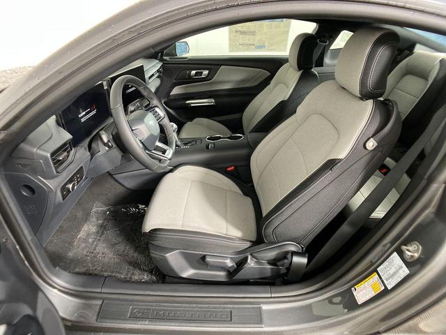 Photo of 2025 Carbonized Gray Metallic Ford Mustang