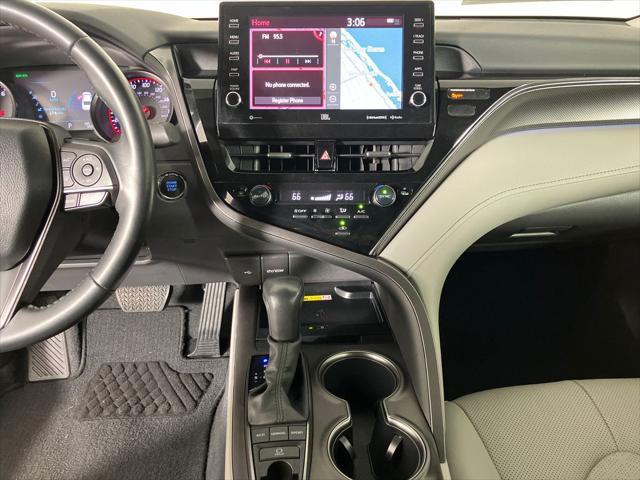 Photo of 2022 Predawn Gray Mica Toyota Camry