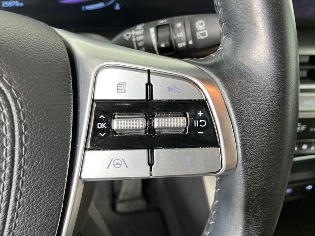 Photo of 2024 Glacial White Pearl Kia Telluride