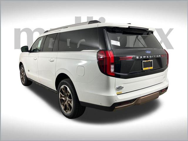 Photo of 2025 White Metallic Ford Expedition Max