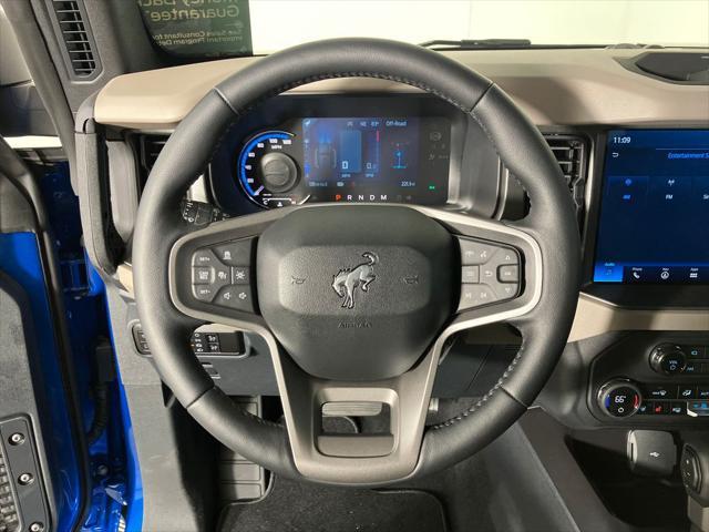 Photo of 2024 Blue Metallic Ford Bronco