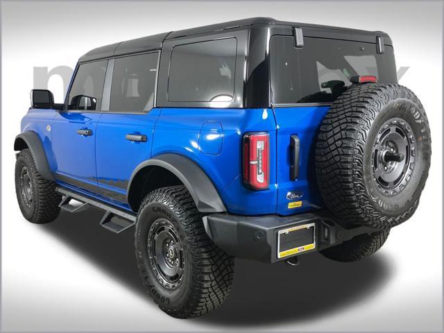 Photo of 2024 Blue Metallic Ford Bronco