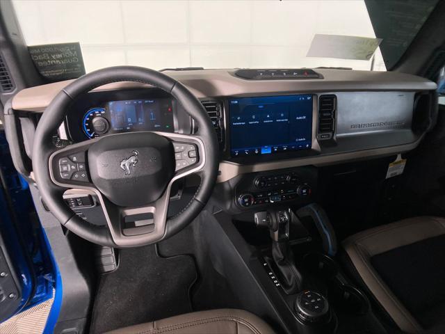 Photo of 2024 Blue Metallic Ford Bronco