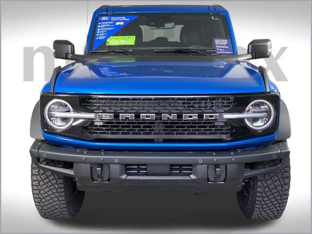 Photo of 2024 Blue Metallic Ford Bronco