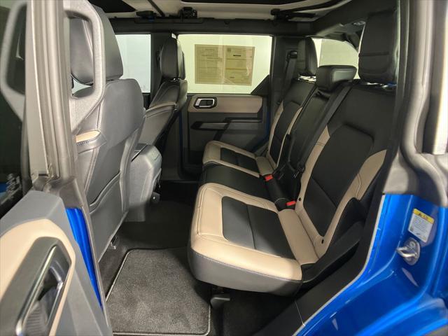 Photo of 2024 Blue Metallic Ford Bronco