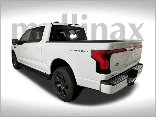 Photo of 2024 Oxford White Ford F-150 Lightning