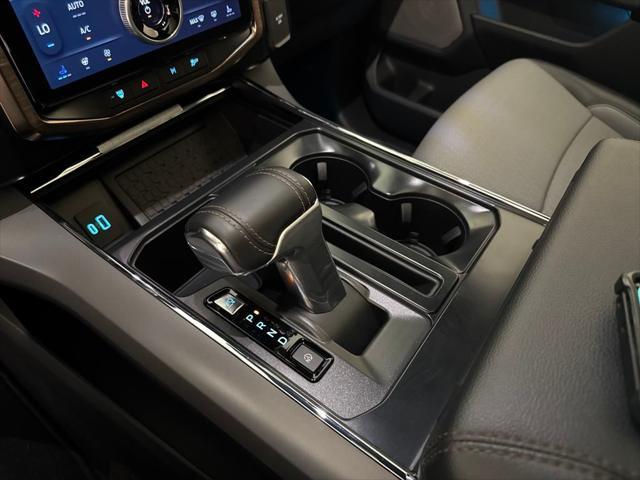 Photo of 2024 Oxford White Ford F-150 Lightning