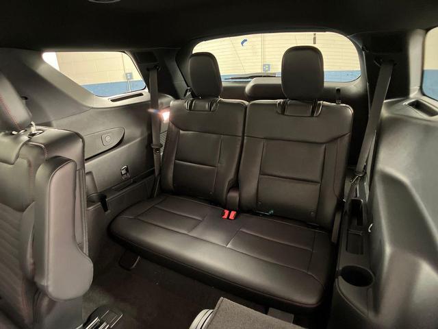 Photo of 2025 White Metallic Ford Explorer