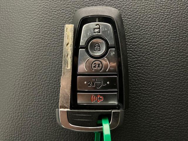 Photo of 2025 Oxford White Ford F-150