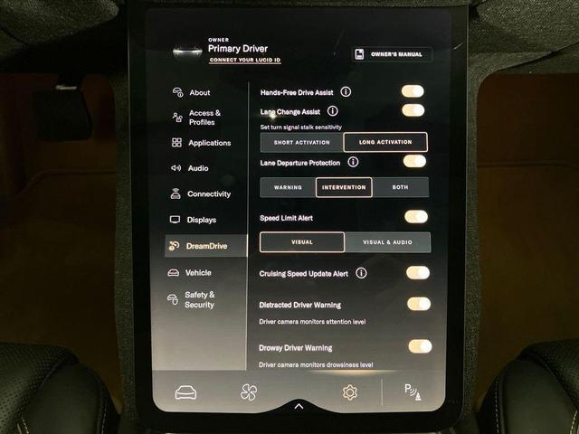 Photo of 2022 Black Lucid Air