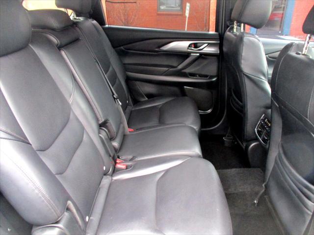 Photo of 2019 White Mazda CX-9