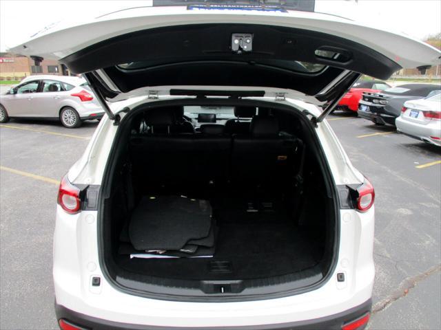 Photo of 2019 White Mazda CX-9