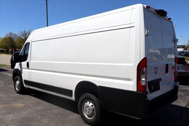 Photo of 2023 White RAM ProMaster 3500