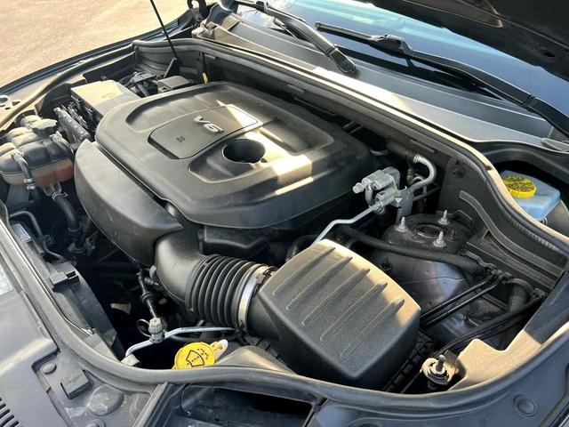 Photo of 2018 Gray Dodge Durango