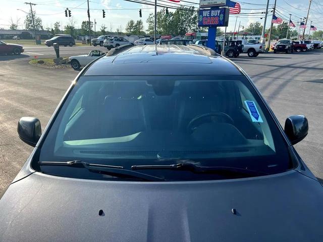 Photo of 2018 Gray Dodge Durango