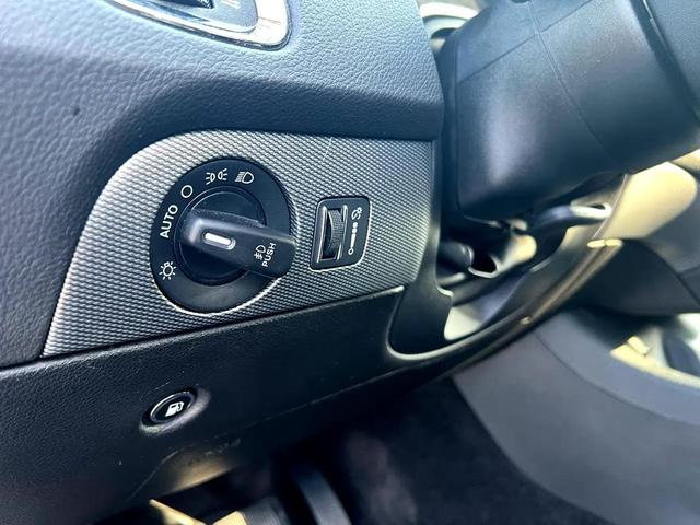 Photo of 2018 Gray Dodge Durango