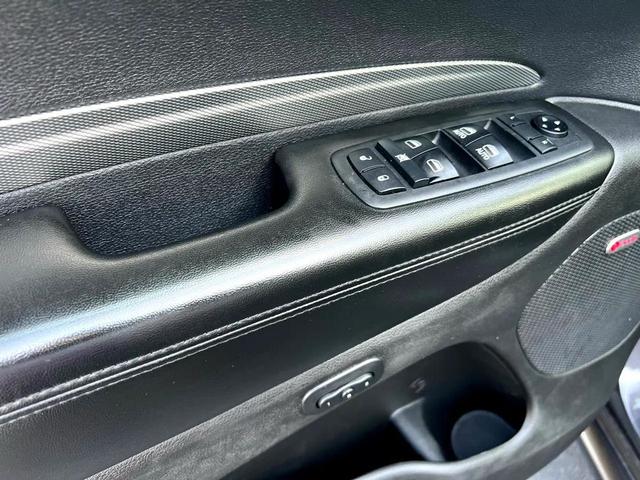 Photo of 2018 Gray Dodge Durango