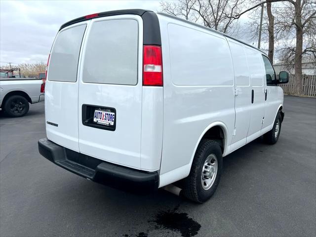 Photo of 2021 White Chevrolet Express 2500