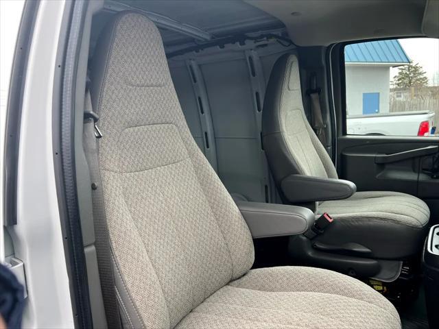 Photo of 2021 White Chevrolet Express 2500