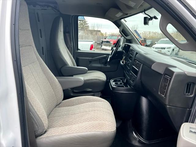 Photo of 2021 White Chevrolet Express 2500
