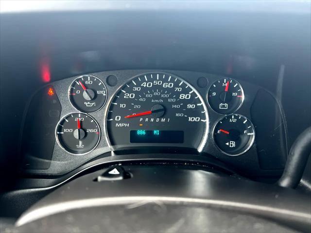 Photo of 2021 White Chevrolet Express 2500