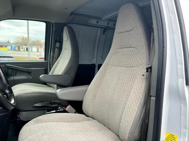 Photo of 2021 White Chevrolet Express 2500
