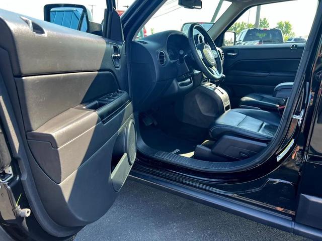 Photo of 2017 Black Jeep Patriot