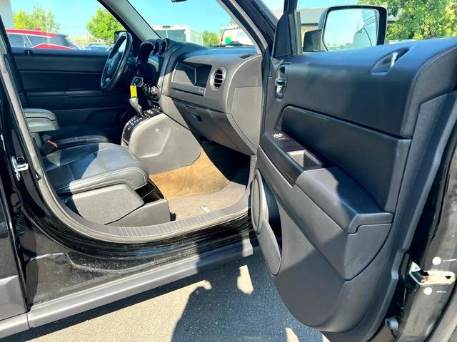 Photo of 2017 Black Jeep Patriot