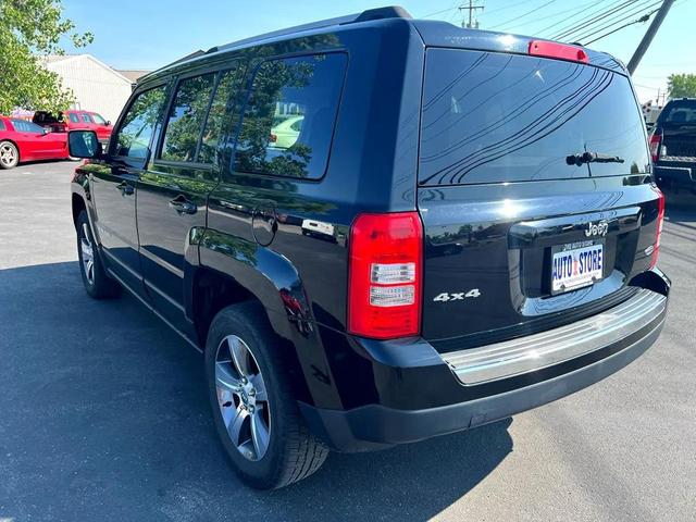 Photo of 2017 Black Jeep Patriot