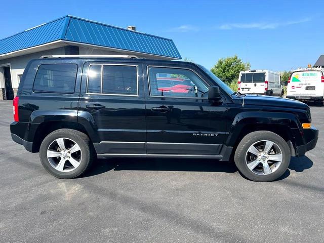 Photo of 2017 Black Jeep Patriot
