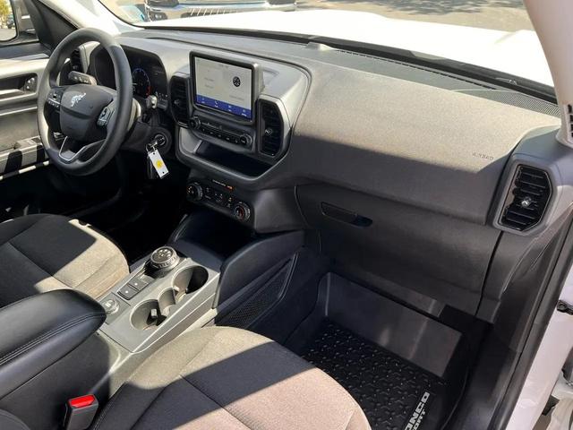 Photo of 2022 White Ford Bronco Sport
