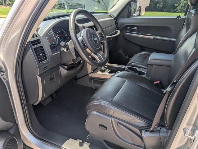 Photo of 2012 Bright Silver Metallic Clearcoat Jeep Liberty