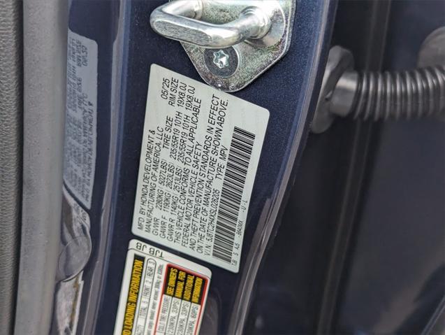 Photo of 2025 Canyon River Blue Metallic Acura RDX