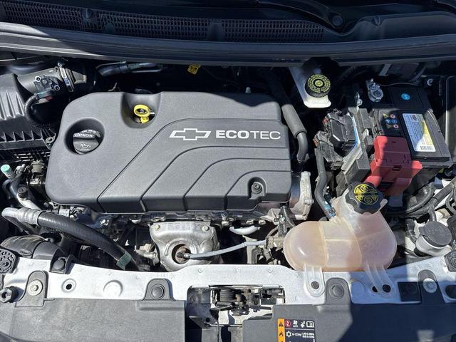 Photo of 2022 Silver Ice Metallic Chevrolet Spark