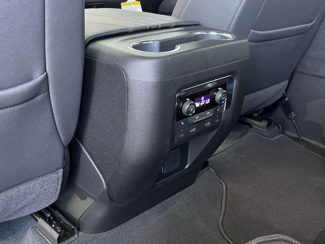 Photo of 2025 Pearl Chevrolet Tahoe