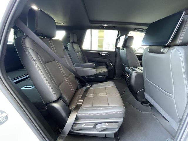 Photo of 2025 Pearl Chevrolet Tahoe