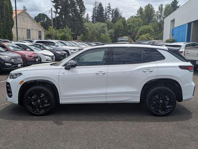 Photo of 2025 Opal White Pearl Volkswagen Tiguan