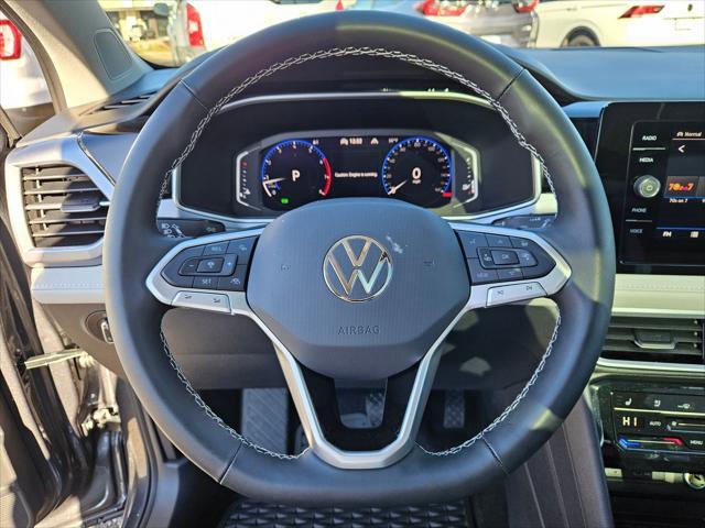 Photo of 2025 Platinum Gray Metallic Volkswagen Taos