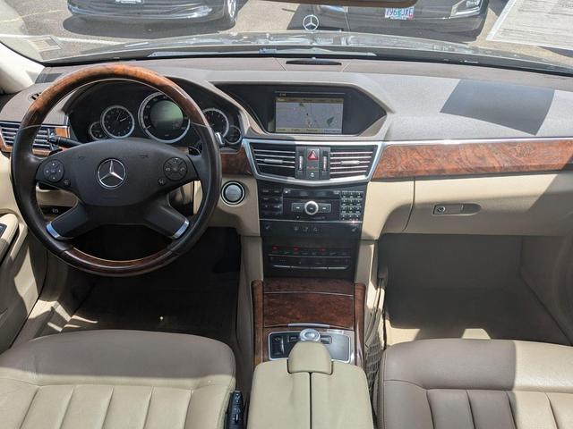 Photo of 2010 Pearl Beige Metallic Mercedes-Benz E-Class