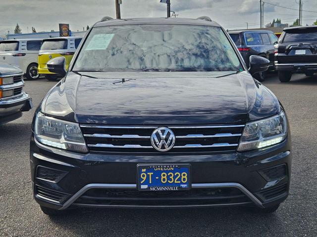 Photo of 2018 Deep Black Pearl Metallic Volkswagen Tiguan